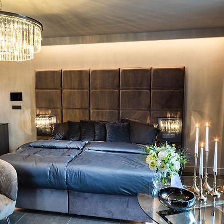 Royal Apartmany 도브리스 외부 사진